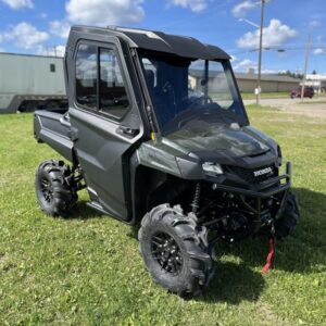 Used Honda Pioneer with enclosed cab utv for sale