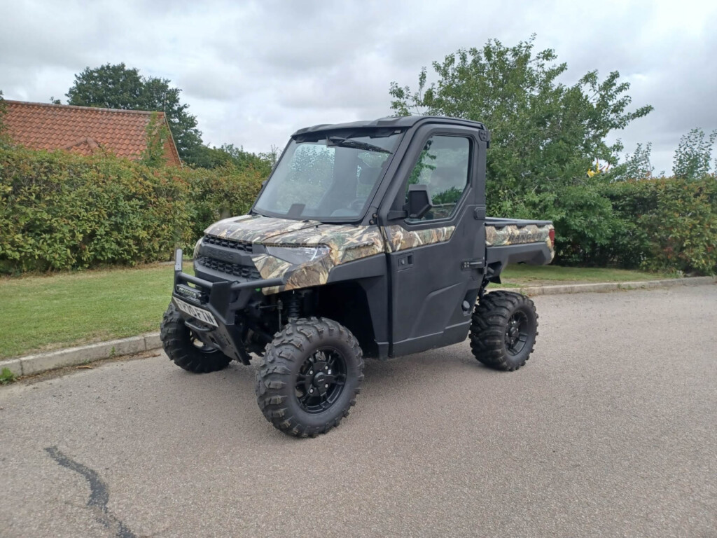 Polaris Ranger XP1000 EPS Polaris Ranger XP1000 EPS