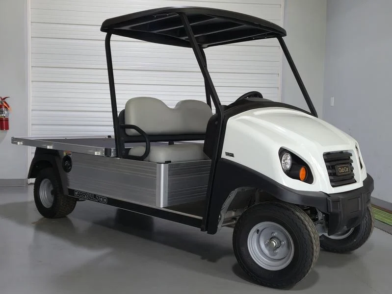 Club Car Carryall vs. John Deere Gator