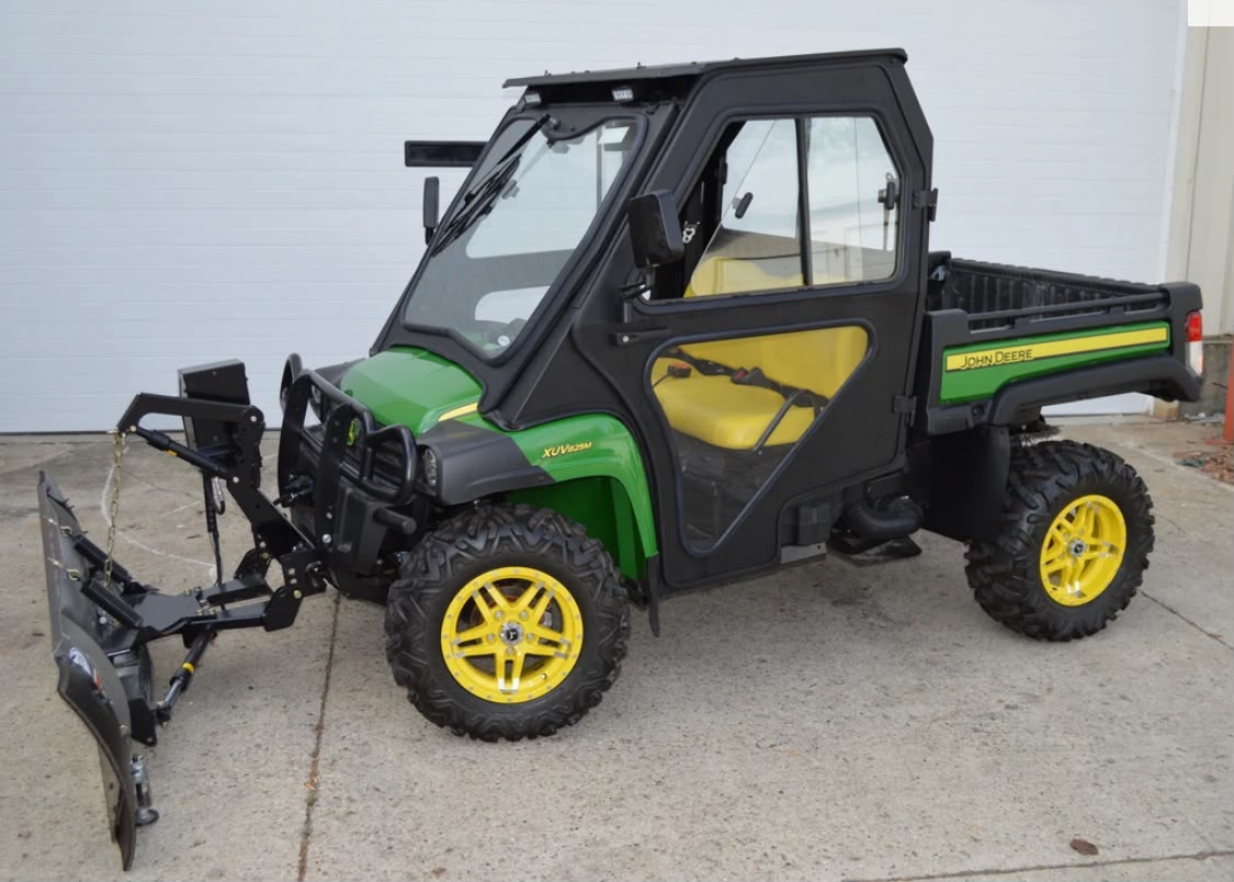 John Deere Gator XUV for snow plow - Image 3